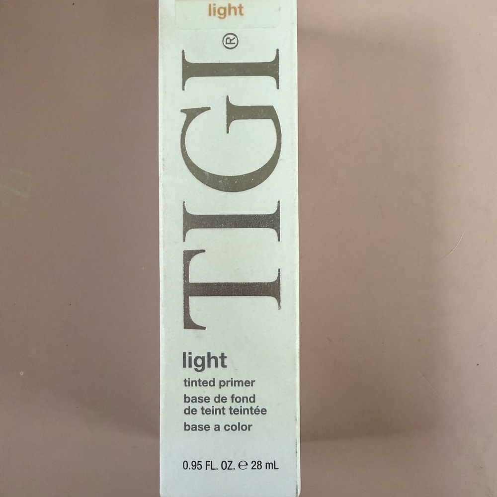 TIGI Light Tinted Primer - Neutral Beige